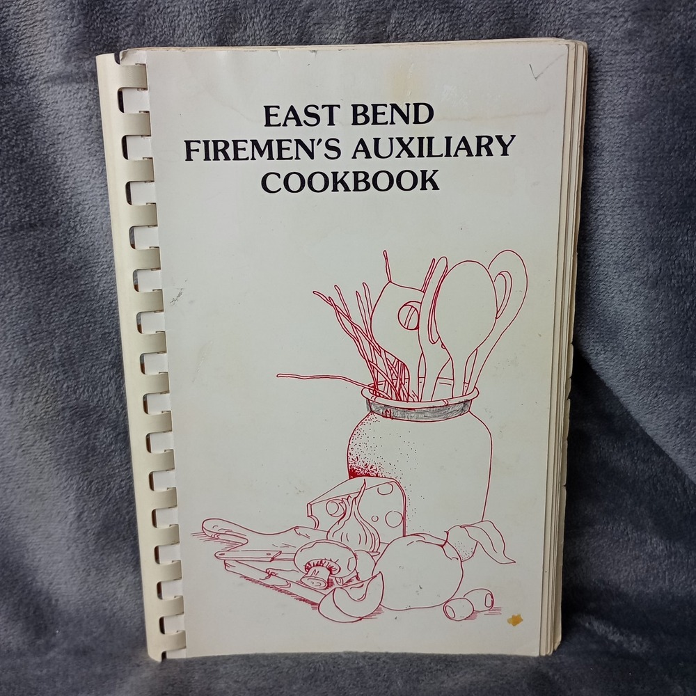 East‎ Bend, NC Firemen's Auxiliary Spiral Cookbook Cook Book 1984 Vintage